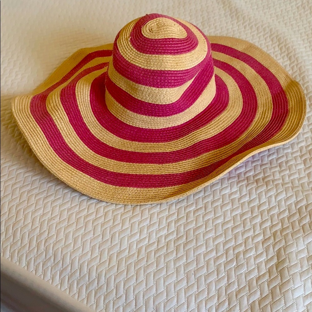 💜💜 beach/ everyday hat FOREVER 21